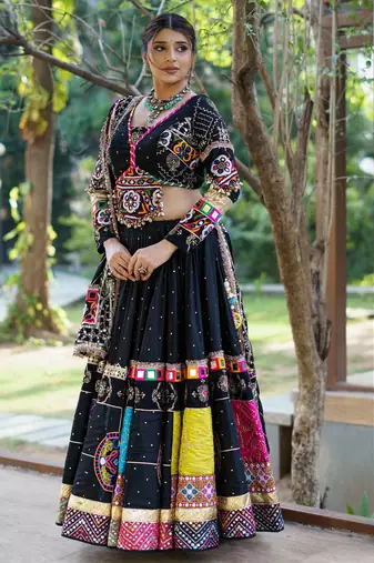 Black Mirror With Lampi Lace Borders Cotton Lahenga Choli Set