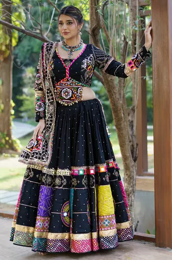 Black Mirror With Lampi Lace Borders Cotton Lahenga Choli Set