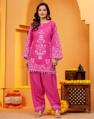 Mal cotton embroidered 3 pcs kurti-farsi salwar-dupatta set in dark pink color 5