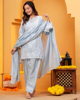 Grey Mal cotton embroidered 3 pcs kurta set 4