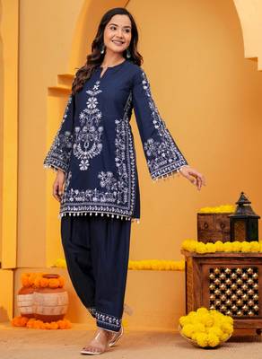 navy blue Cotton embroidered 3 pcs kurta set  5