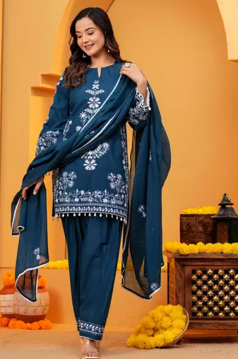 Blue Cotton embroidered 3 pcs kurta set 