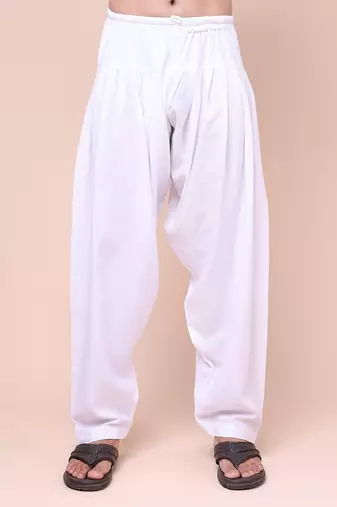 W & g men’s white cotton blend patiala