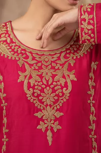 Rani pink premium chinnon beads work suit set