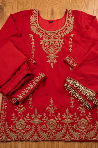 Red premium chinnon beads work suit set