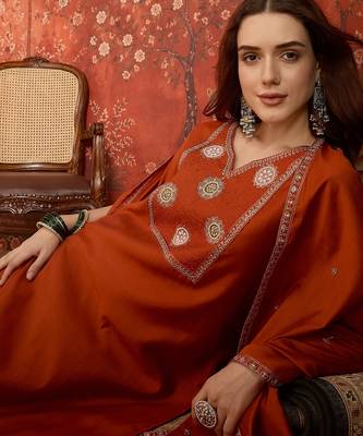 Rust cotton embroidered kurta set 2