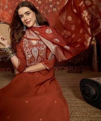 Rust cotton embroidered kurta set. 1