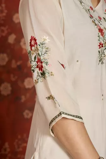 Cream cotton embroidered kurta set