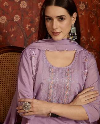 Lilac cotton embroidered kurta set 2