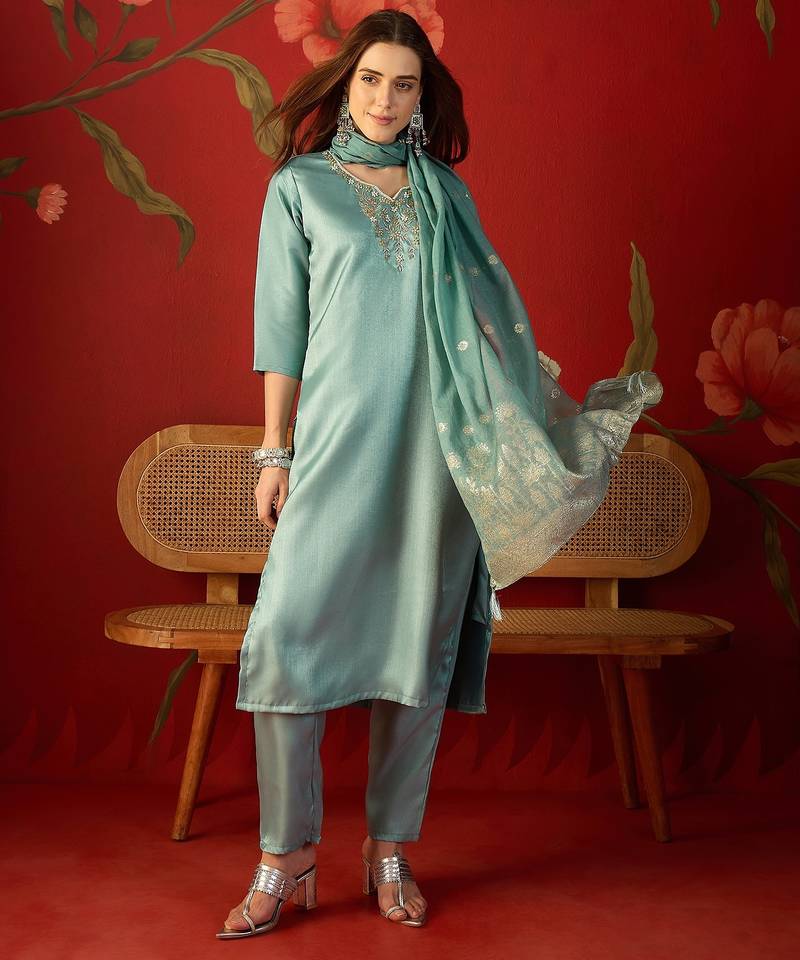Blue cotton embellished kurta set
