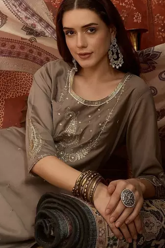 Grey cotton embroidered kurta set