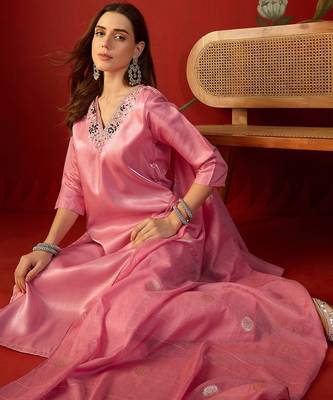 Pink cotton embellished kurta set 2