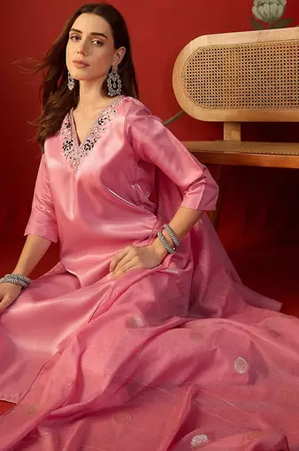 Pink cotton embellished kurta set