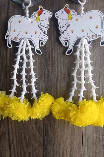 handmade mdf cow wall hanging for home decor pack of 2