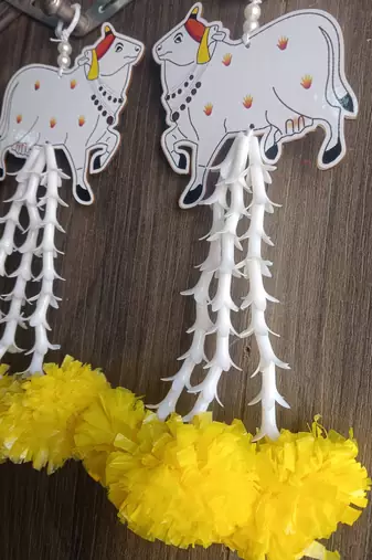 handmade mdf cow wall hanging for home decor pack of 2