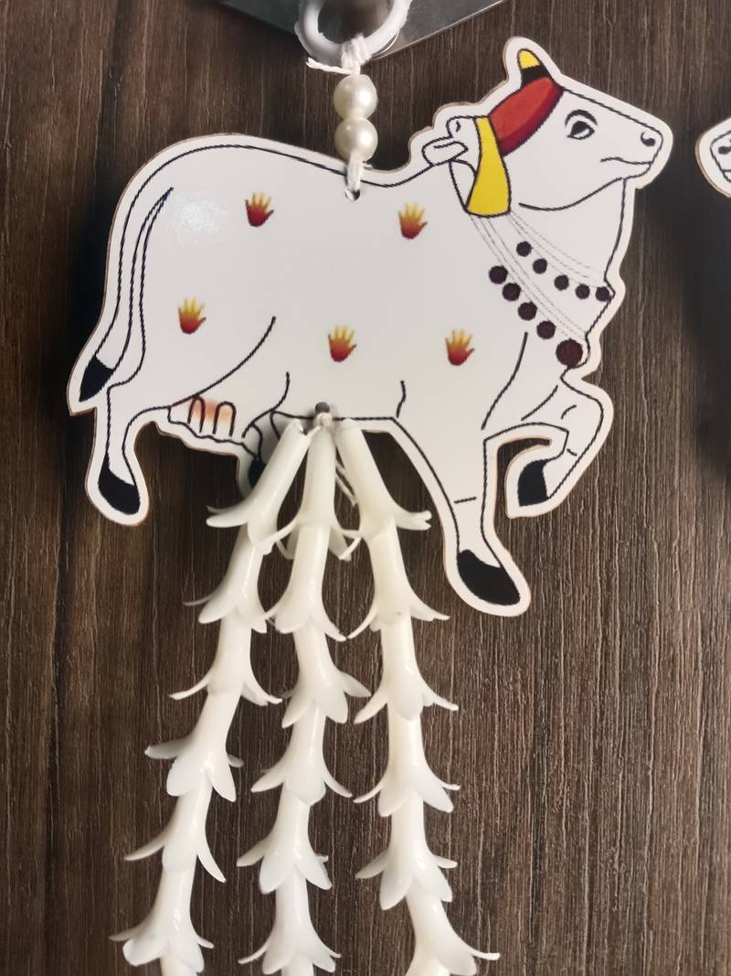 handmade mdf cow wall hanging for home decor pack of 2