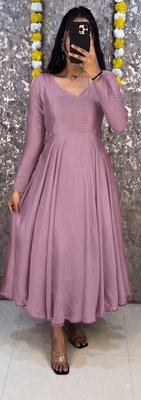 Oniun colour solid anarkali suit set with contrast kalamkari floral printed dupatta 2