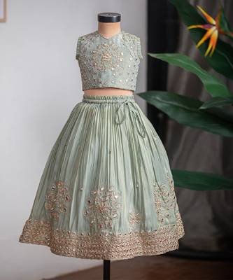 Green embroidered cosmic silk lehenga set 3