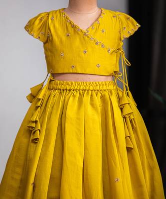 Mustard yellow embroidered muslin silk lehenga set 3