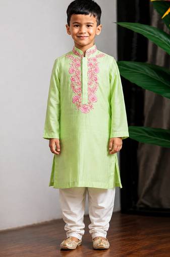 Green embroidered muslin cotton kurta set
