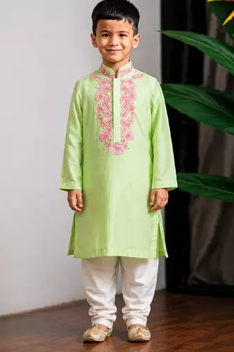 Green embroidered muslin cotton kurta set