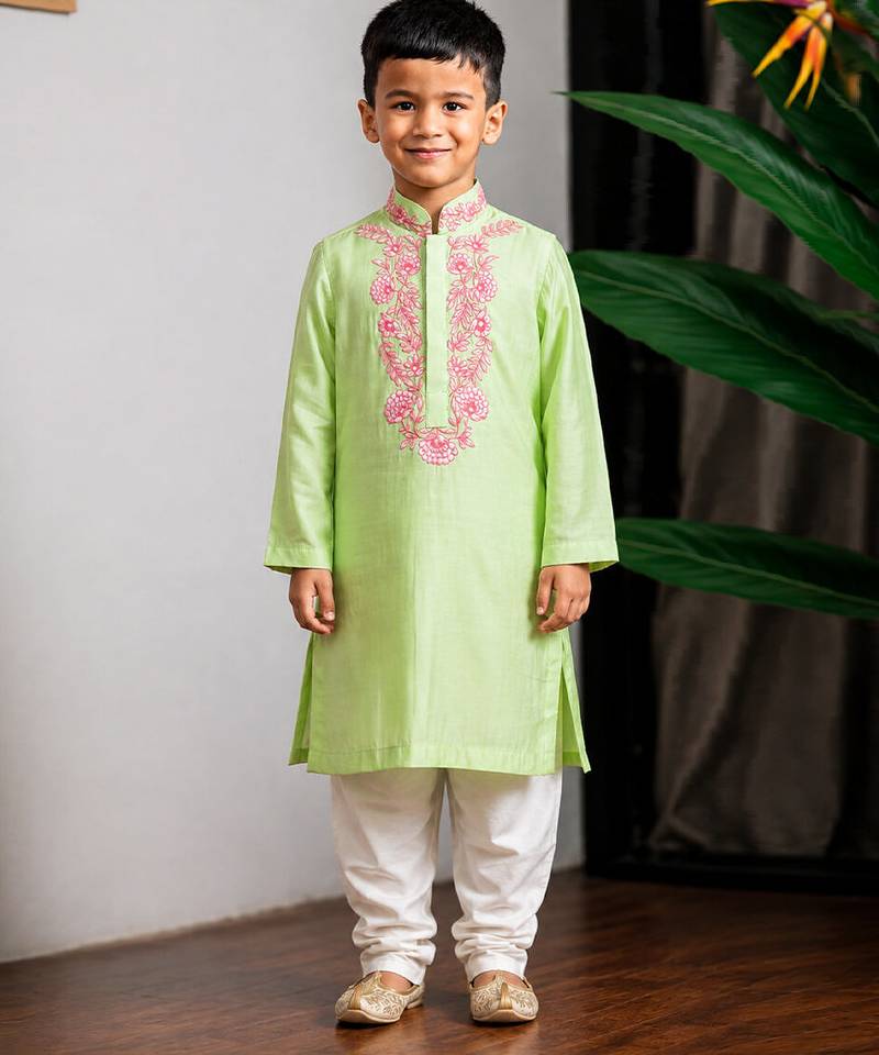 Green embroidered muslin cotton kurta set