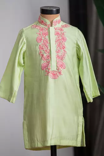 Green embroidered muslin cotton kurta set