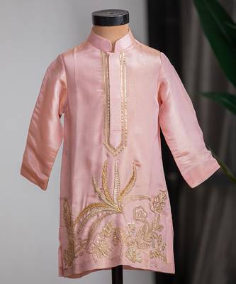 Peach embroidered cosmic silk kurta set 3