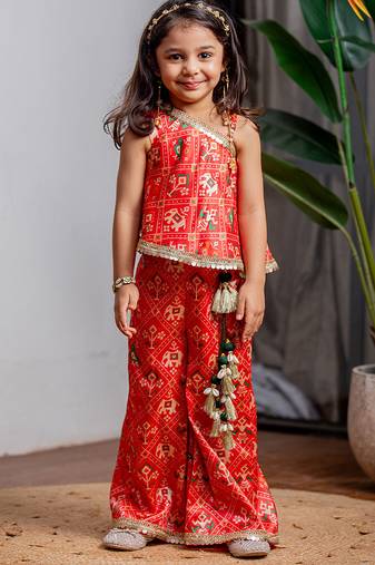 Red printed zarna silk kurti co ord set