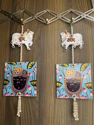 shubh labh cow shrinath ji mdf hanging for home decor pack of 2 1