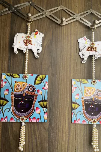 shubh labh cow shrinath ji mdf hanging for home decor pack of 2