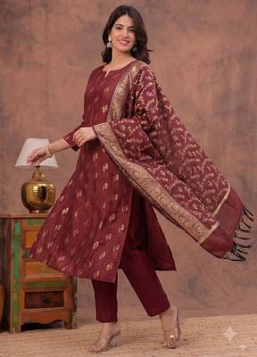maroon silk blend 3pcs unstiched dress material with floral booti zari work . 4