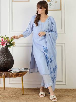 Women Floral Printed Regular Patchwork Linen Kurta with Trousers & Dupatta 1