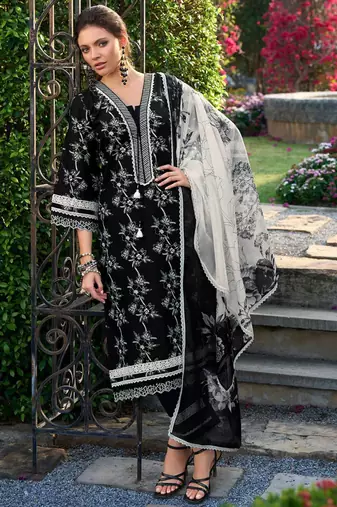 Women Floral Embroidered Regular Thread Work Pure Cotton Kurta Set
