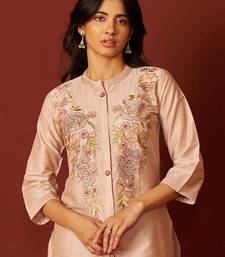 Women Floral Embroidered Cotton Kurta with Trousers