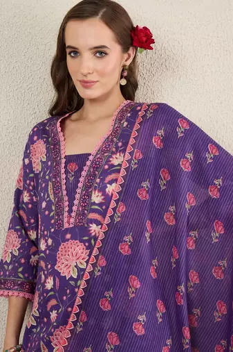 Women Floral Printed Cotton Kurta with Trousers & Dupatta