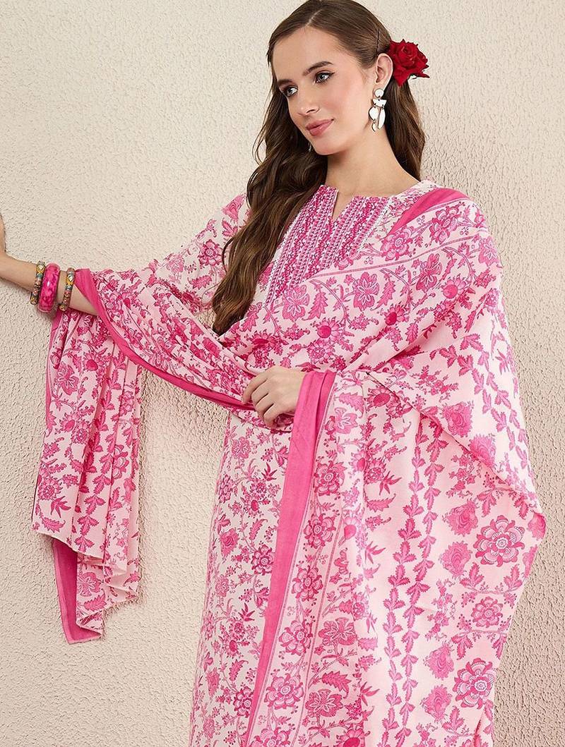 Women Floral Printed Kurta with Trousers & Dupatta
