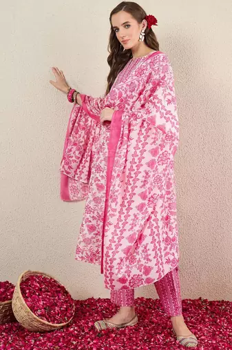 Women Floral Printed Kurta with Trousers & Dupatta