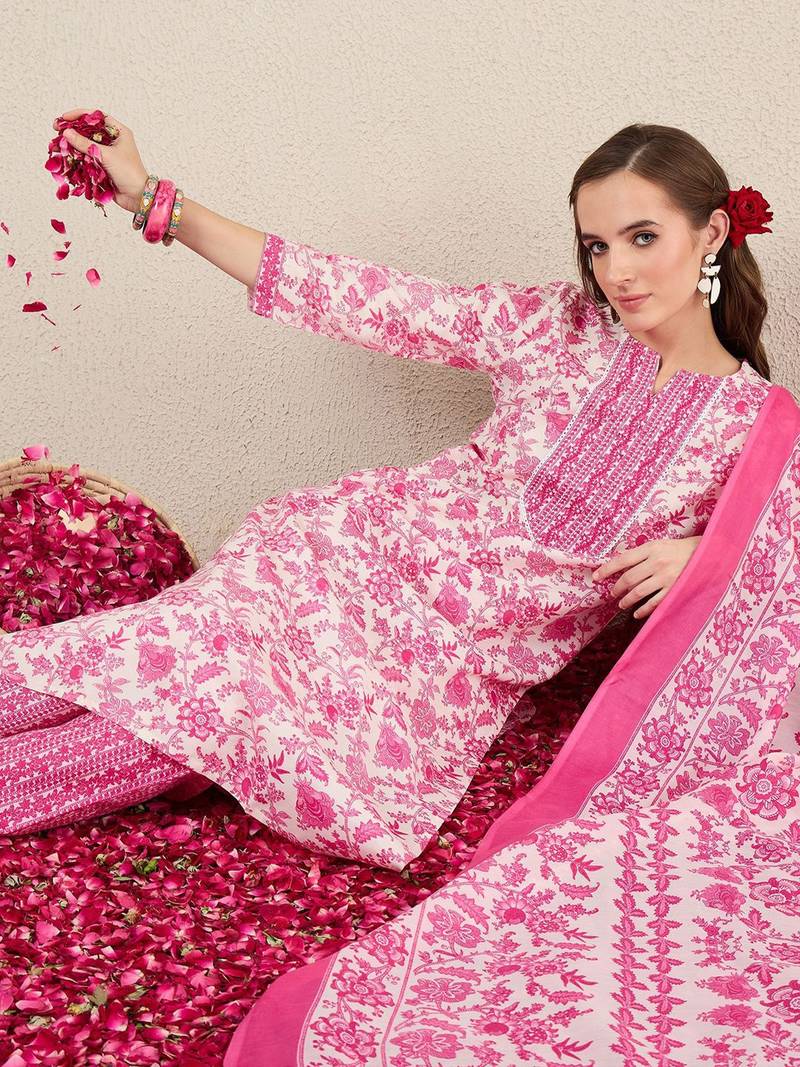 Women Floral Printed Kurta with Trousers & Dupatta