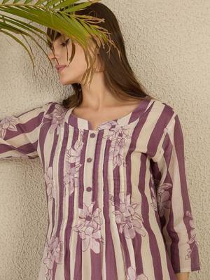 Floral Screen Printed Notch Neck A-Line Pure Cotton Kurta With Trousers 2