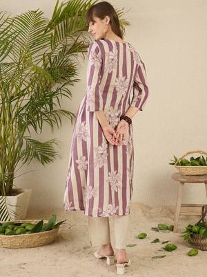 Floral Screen Printed Notch Neck A-Line Pure Cotton Kurta With Trousers 5