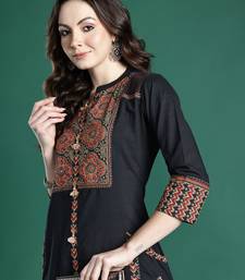 ethnic motifs printed  cotton kurta with trousers