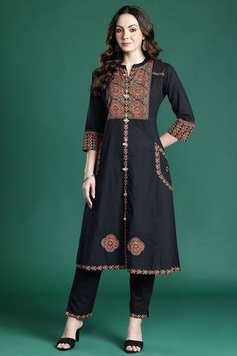 ethnic motifs printed  cotton kurta with trousers