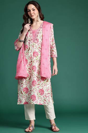 Women Floral Printed Kurta with Trousers & Dupatta