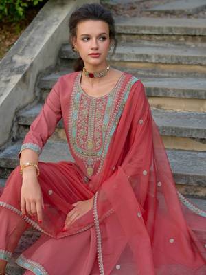 Ethnic Motifs Yoke Design Straight Kurta with Trousers & Dupatta 2