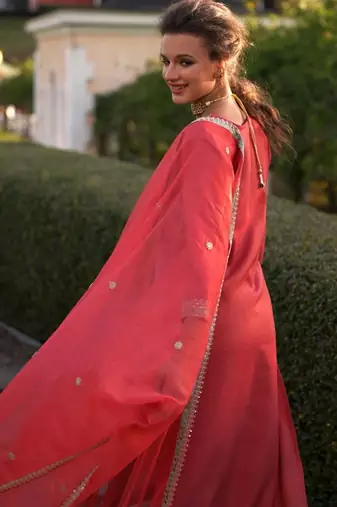 Ethnic Motifs Yoke Design Straight Kurta with Trousers & Dupatta