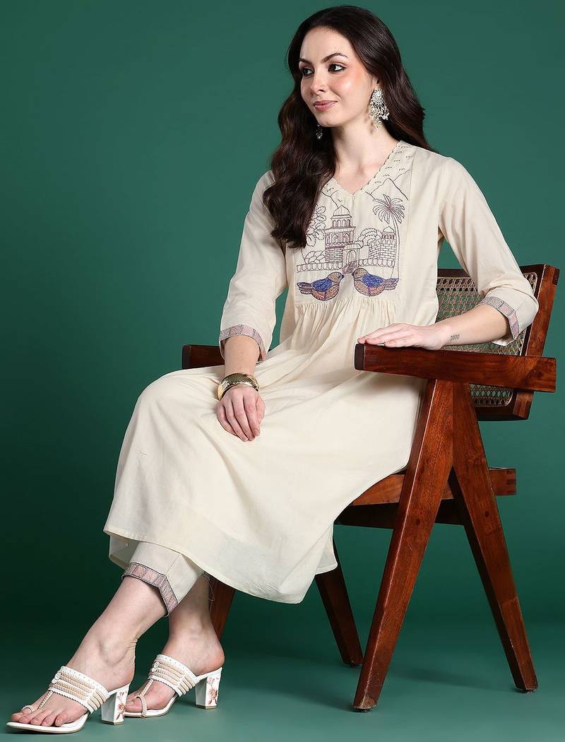 Embroidered Panelled Thread Work Kurta with Trousers