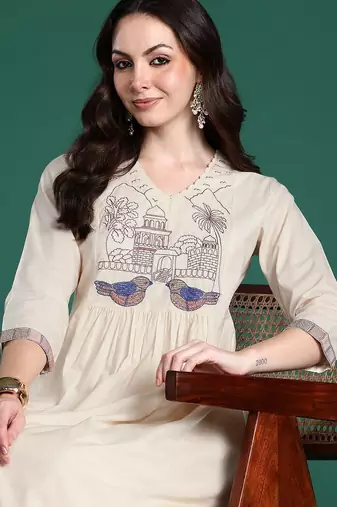 Embroidered Panelled Thread Work Kurta with Trousers
