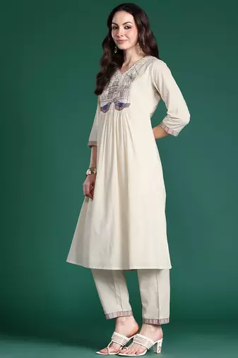 Embroidered Panelled Thread Work Kurta with Trousers