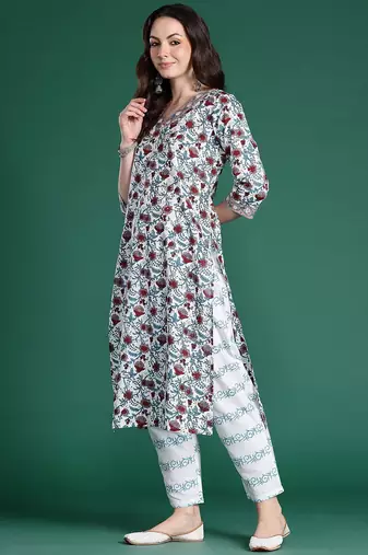 Floral Printed Pure Cotton Kurta With Trousers & Dupatta